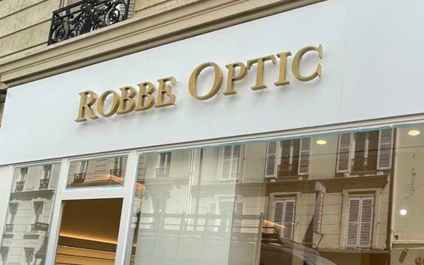 real3-robbe-optic